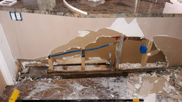 Best Water damage contractors near me  in Voorheesville, NY